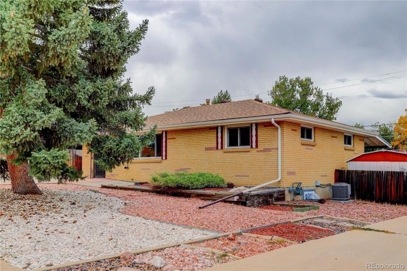 6675 Fenton St, Arvada, CO 80003