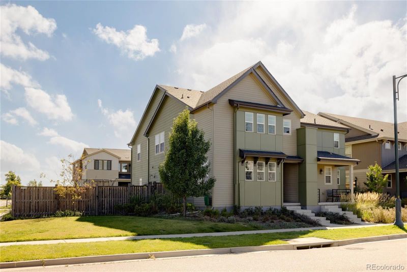 8196 E 53rd Dr, Denver, CO 80238