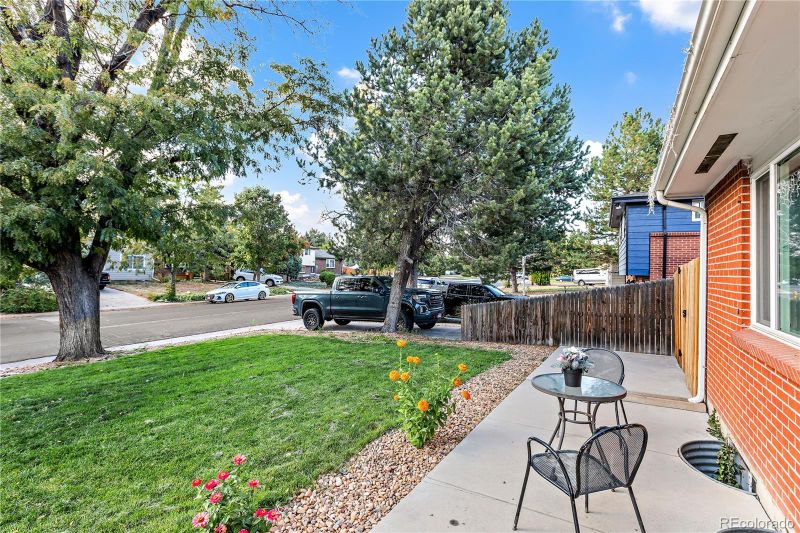 760 Evanston St, Aurora, CO 80011