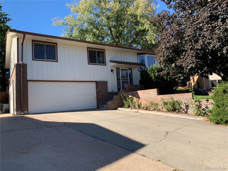 12997 W Oregon Dr, Lakewood, CO 80228