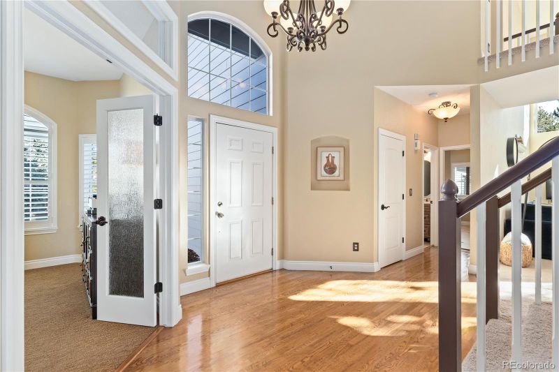 17 Burgundy Ln, Highlands Ranch, CO 80126