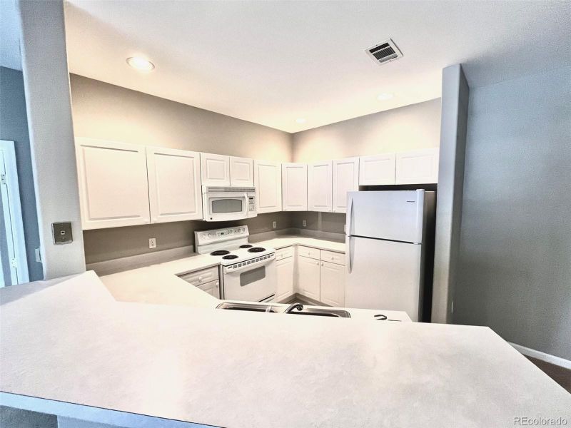 9611 W Coco Cir #103, Littleton, CO 80128