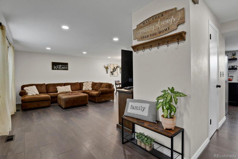 3793 S Andes Way, Aurora, CO 80013
