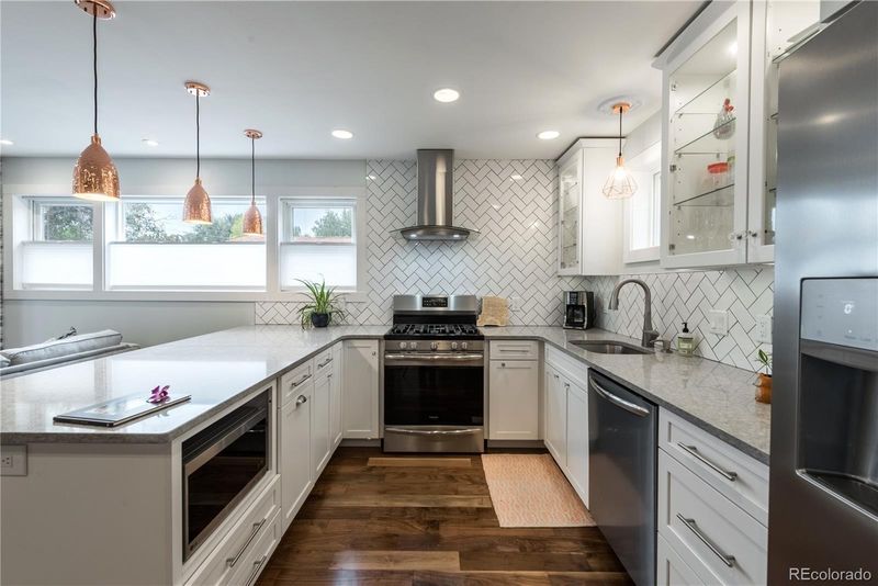 1676 Dover St, Lakewood, CO 80215