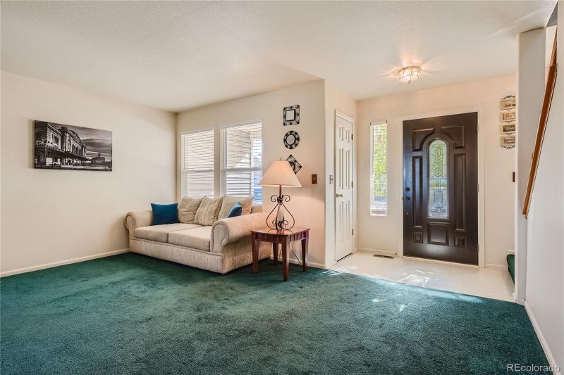 9701 Fox Den Dr, Littleton, CO 80125