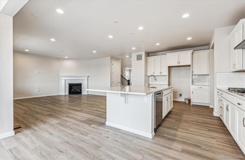 5164 Queen Ct, Arvada, CO 80002