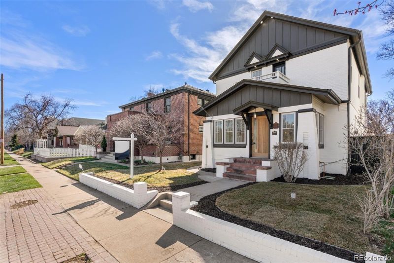 935 S Downing St, Denver, CO 80209