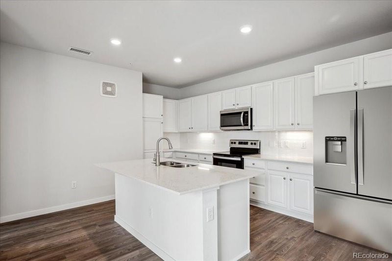 487 Interlocken Blvd #209, Broomfield, CO 80021