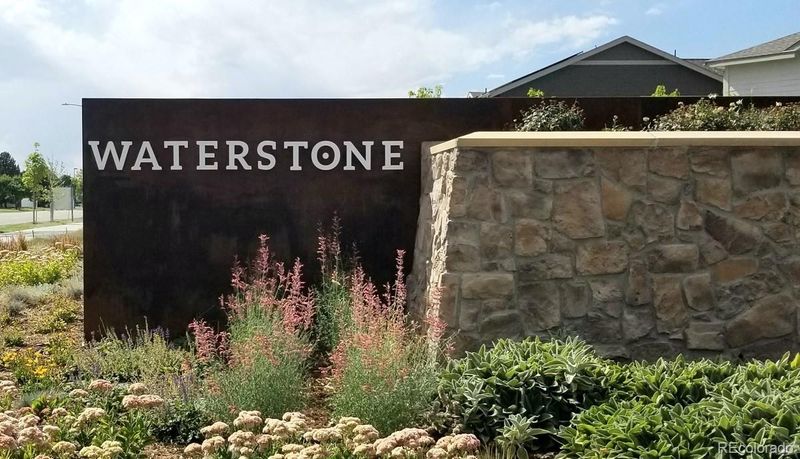 24275 E Ohio Dr, Aurora, CO 80018