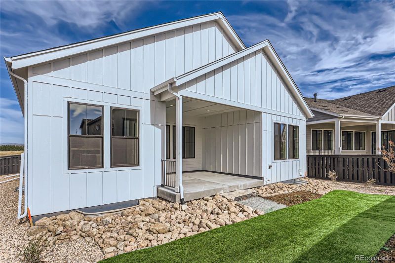 9616 Winterset Cir, Littleton, CO 80125