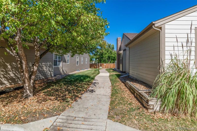 14261 E Warren Pl, Aurora, CO 80014