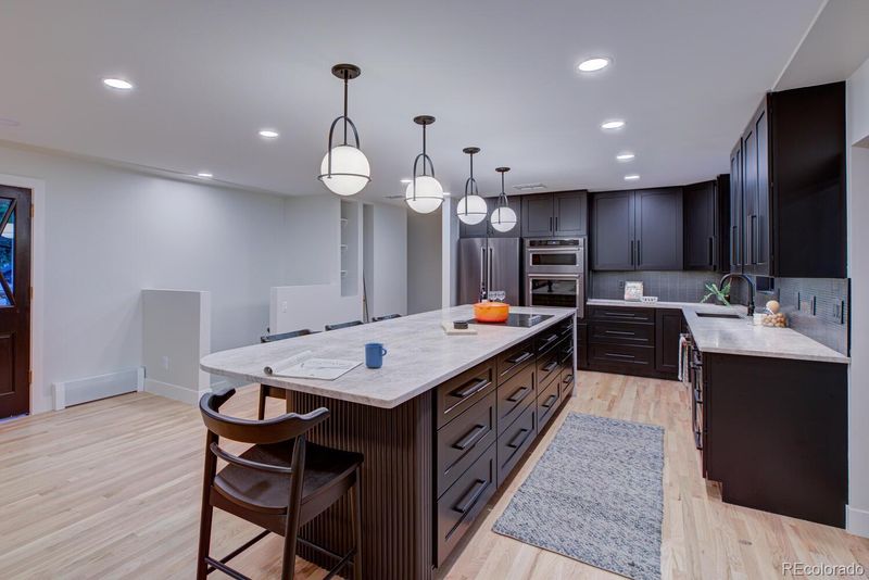 365 S Olive Way, Denver, CO 80224