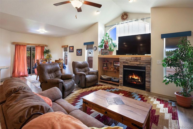 202 Junior Ct, Florence, CO 81226
