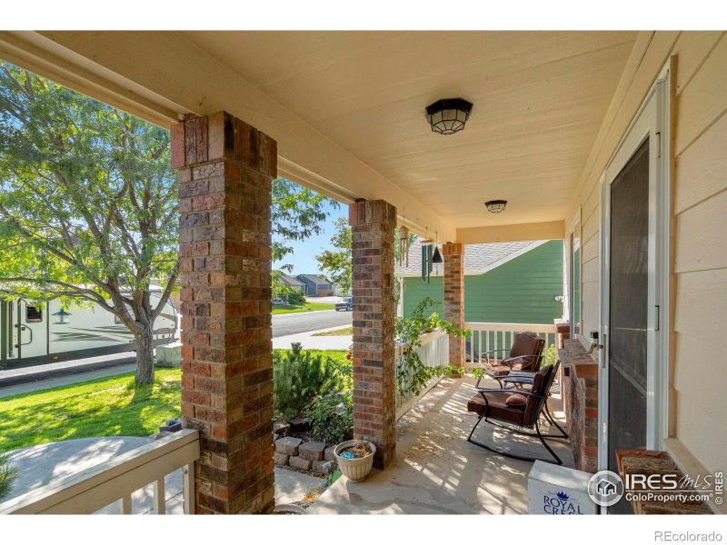 285 S 5th St Way, La Salle, CO 80645