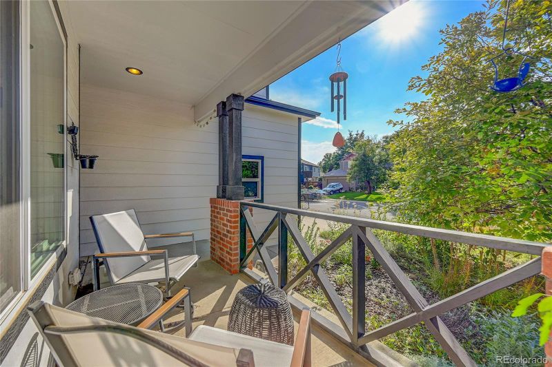 670 Nelson Park Dr, Longmont, CO 80503