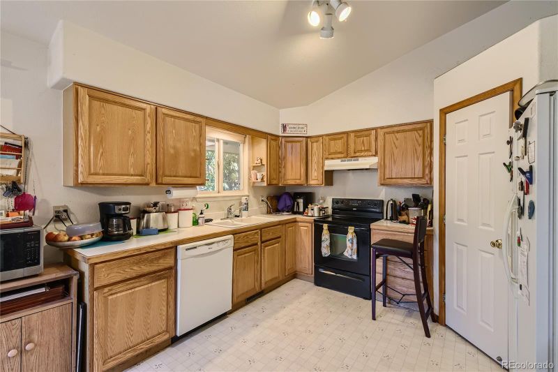 656 Aspen Cir, Frederick, CO 80530