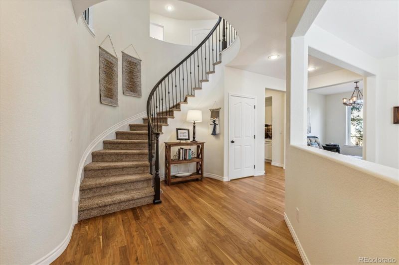 10885 Huntwick St, Highlands Ranch, CO 80130