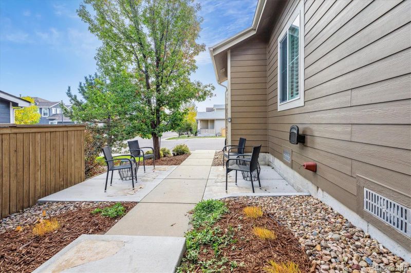 10885 Huntwick St, Highlands Ranch, CO 80130