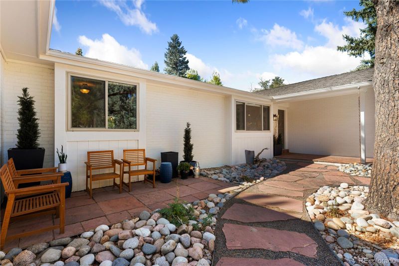5729 S Geneva St, Greenwood Village, CO 80111