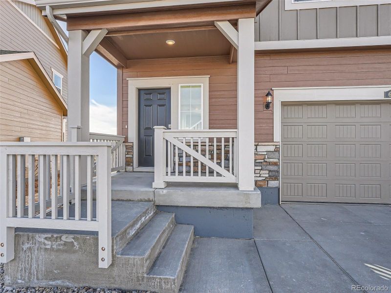 667 Heartland Dr, Bennett, CO 80102
