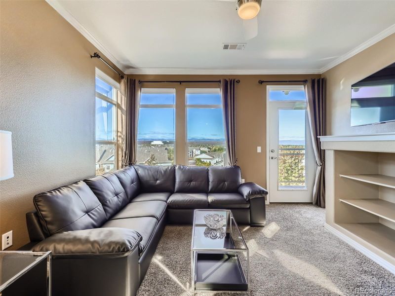 10176 Park Meadows Dr #2320, Lone Tree, CO 80124