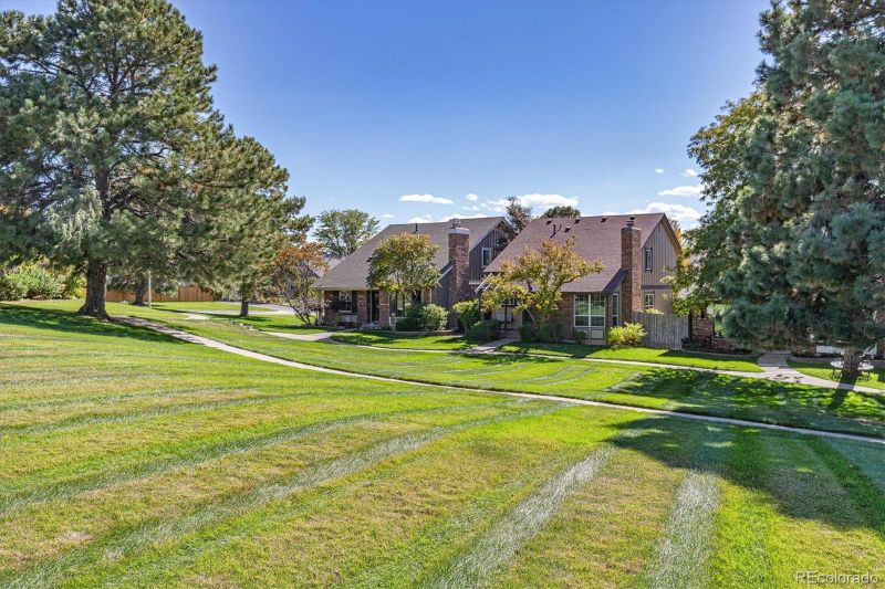 7532 S Rosemary Cir, Centennial, CO 80112