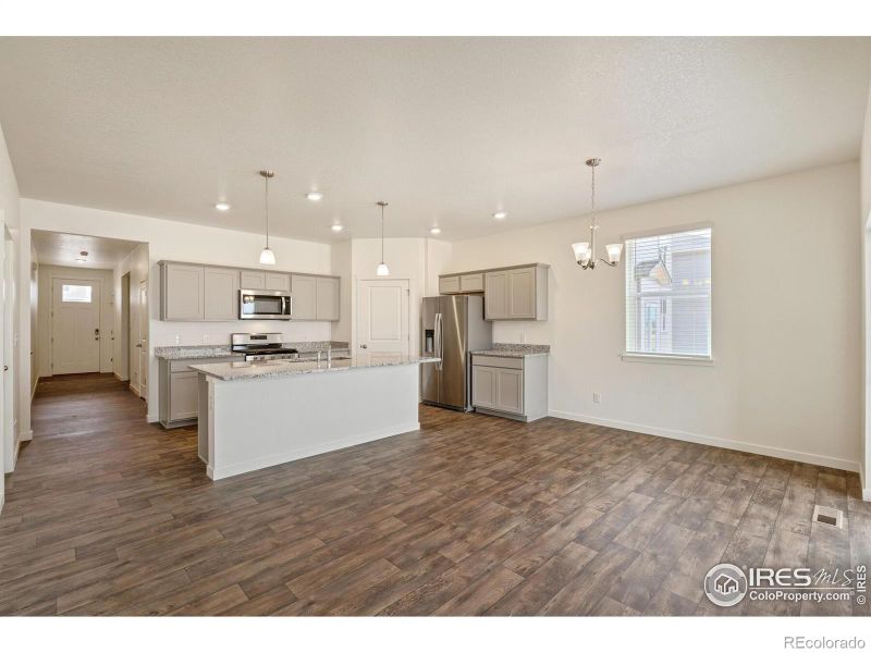 302 Bluebird Rd, Johnstown, CO 80534