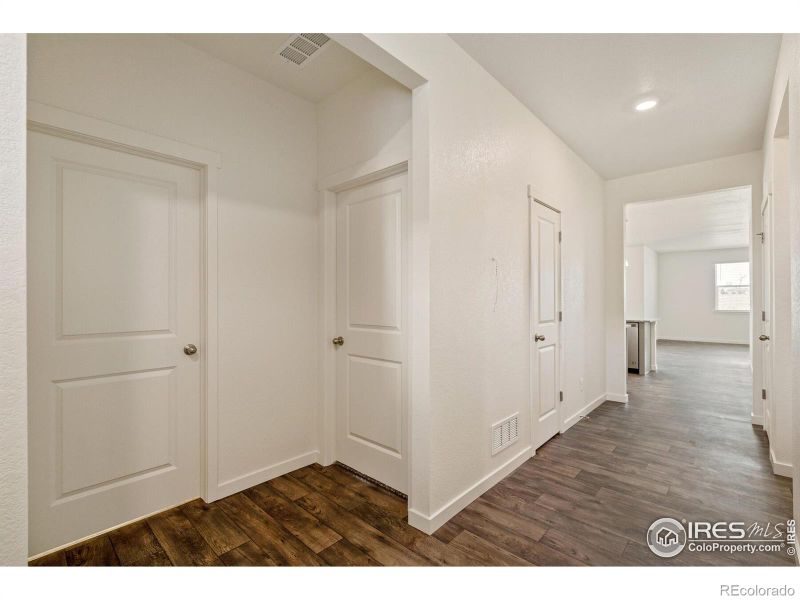 302 Bluebird Rd, Johnstown, CO 80534