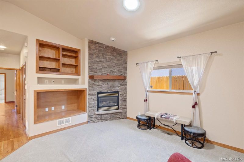 1914 Ocaso Grv, Colorado Springs, CO 80904