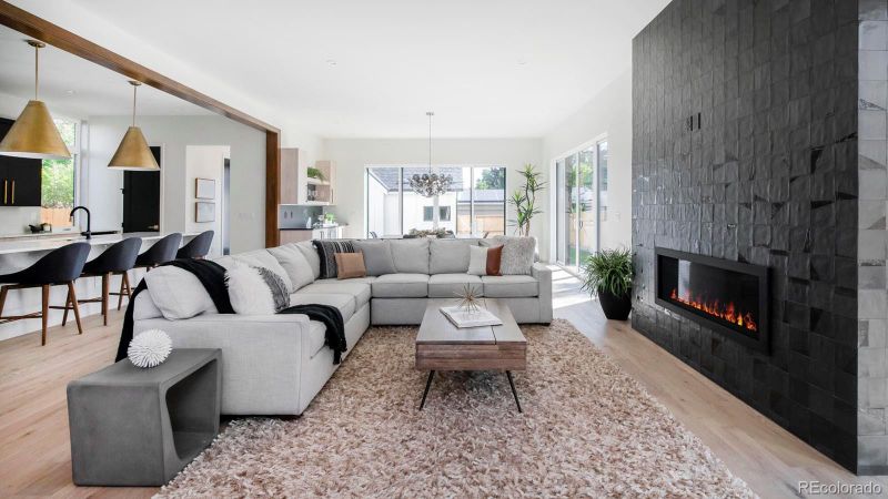 1810 S Steele St, Denver, CO 80210