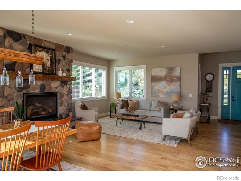 9982 Plateau Rd, Longmont, CO 80504