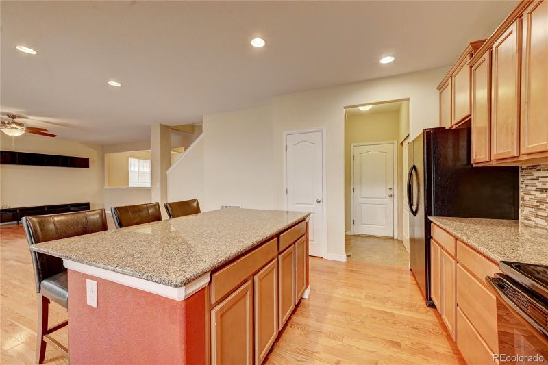 25958 E Bayaud Ave, Aurora, CO 80018