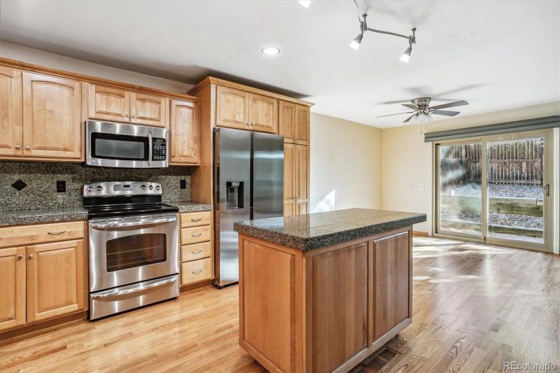 7144 E Dry Creek Cir, Centennial, CO 80112