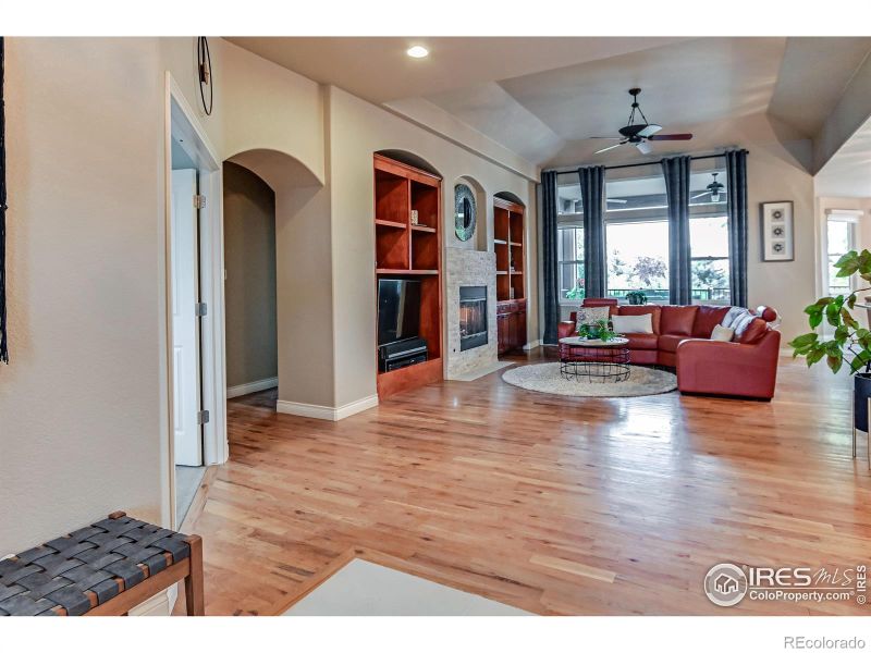 1406 Bison Ridge Ct, Windsor, CO 80550