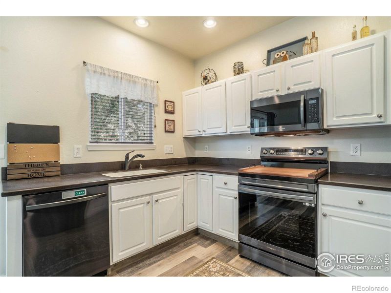 1263 Truxtun Dr, Fort Collins, CO 80526