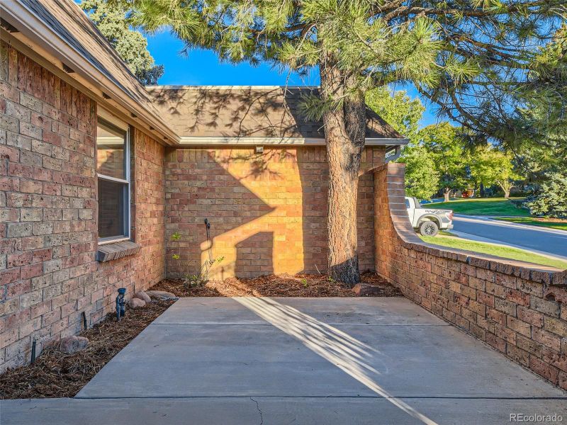 6724 S Detroit Cir, Centennial, CO 80122
