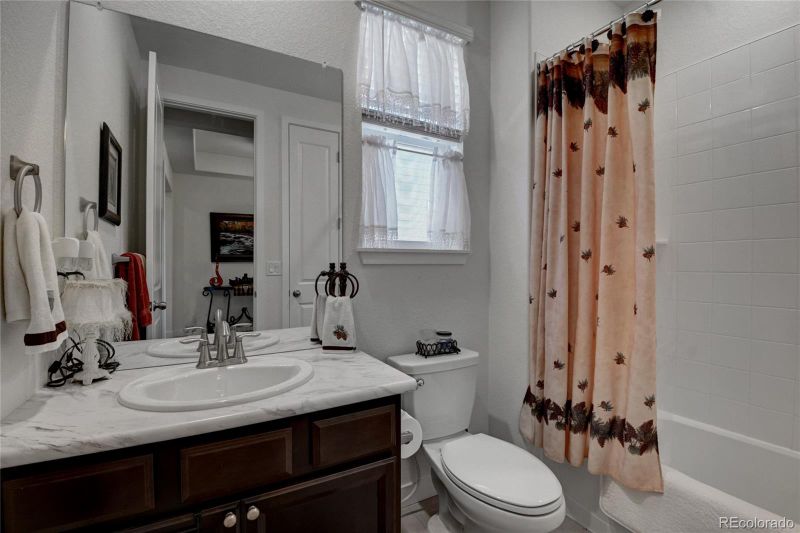 28016 E Alder Dr, Aurora, CO 80016