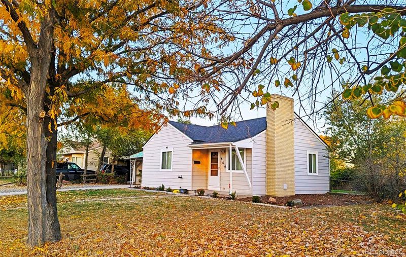 860 Nome St, Aurora, CO 80010