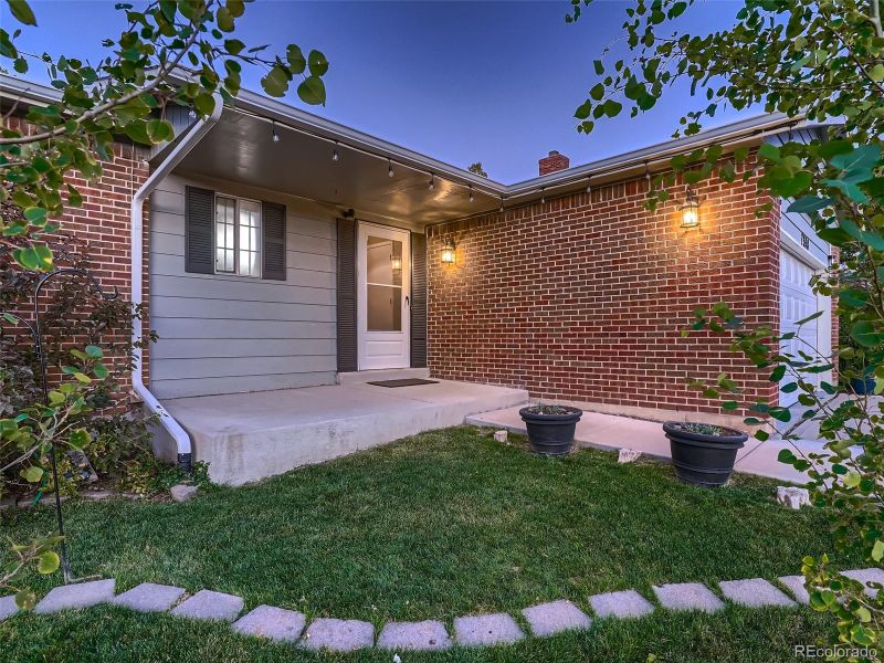 7558 S Holland Ct, Littleton, CO 80128