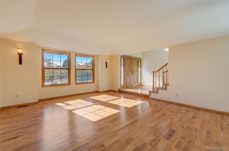 230 Thames Dr, Colorado Springs, CO 80906