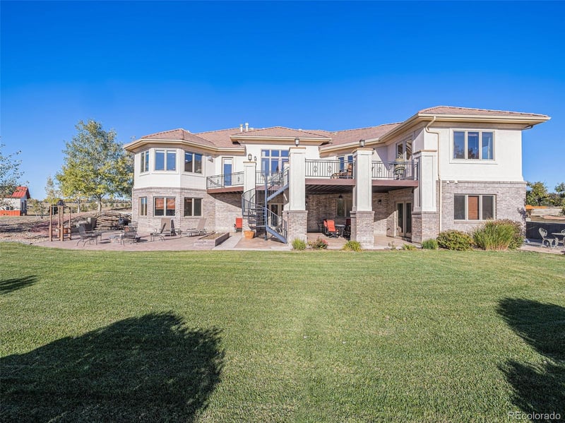 533 Nesting Crane Ln, Longmont, CO 80504