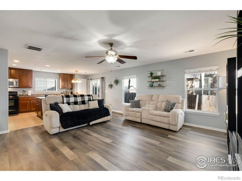 10675 Upper Ridge Rd, Longmont, CO 80504