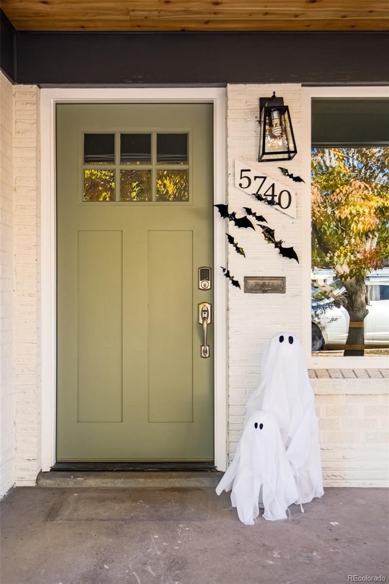 5740 Estes St, Arvada, CO 80002