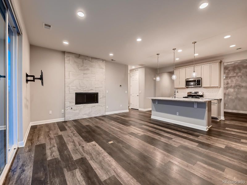 9935 Uravan St, Commerce City, CO 80022