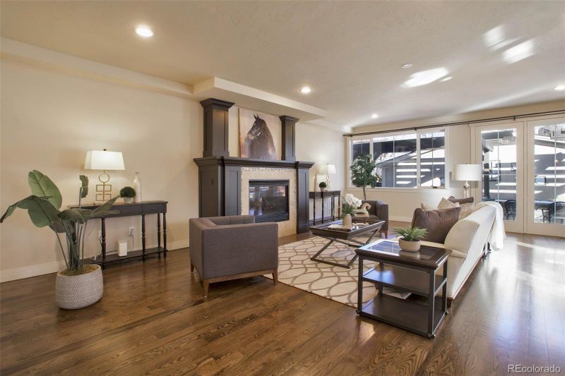 1392 S Vine St, Denver, CO 80210