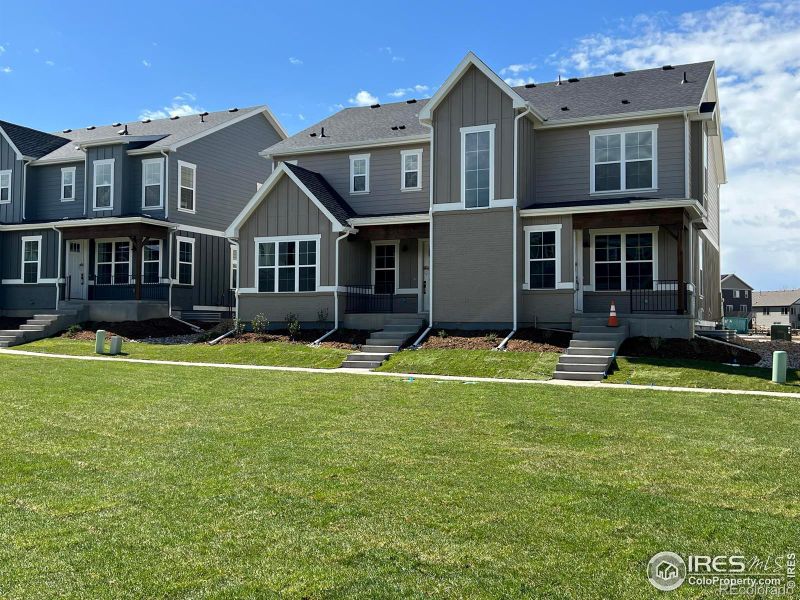 305 Gray Jay Ct, Berthoud, CO 80513