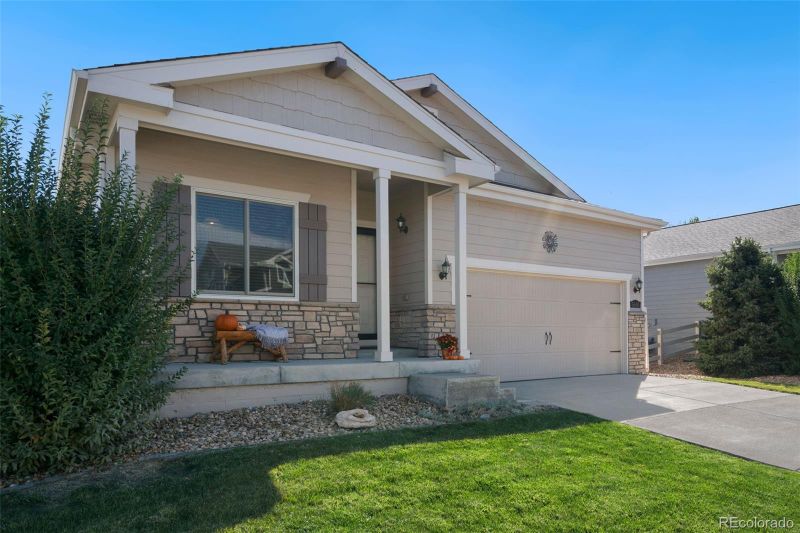 5640 West View Cir, Dacono, CO 80514