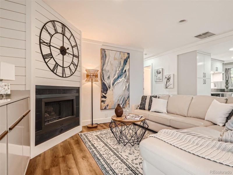 2861 S Grape Way, Denver, CO 80222