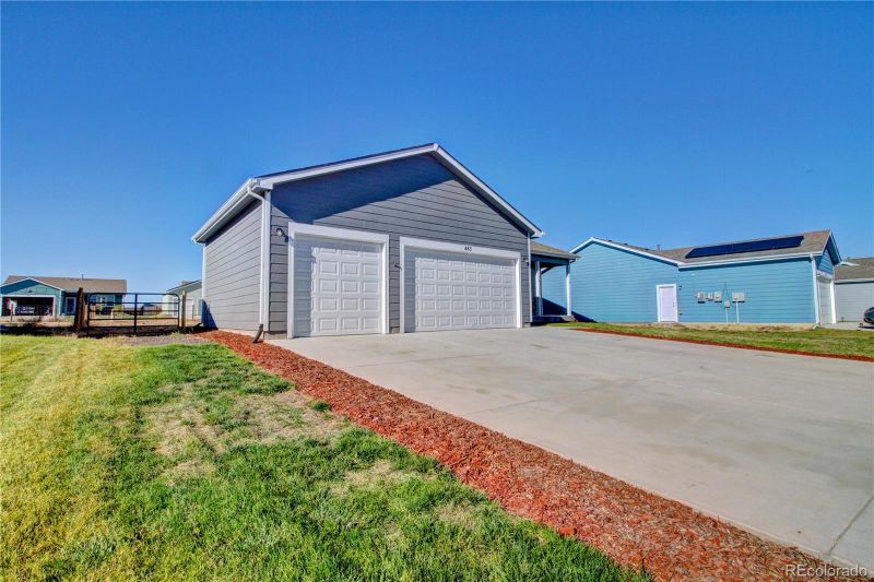 483 S 3rd Ave, Deer Trail, CO 80105