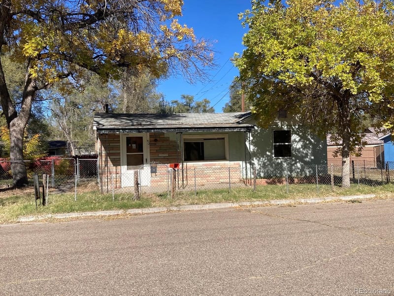 409 Locust Ave, Rocky Ford, CO 81067